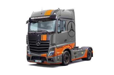 Italeri MB Actros MP4 Big Space Grand prix